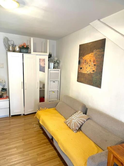 Apartment Near Central Station Zürih Dış mekan fotoğraf
